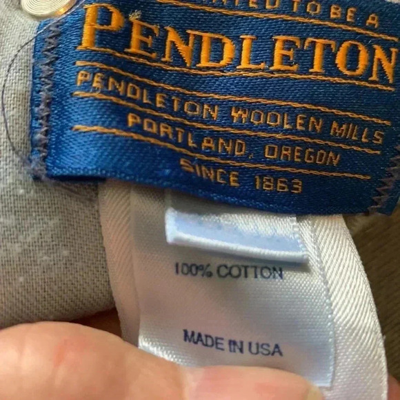 Pendleton, 100% cotton, heavy weight, light wash,  straight leg, high rise jeans - Picture 6 of 7